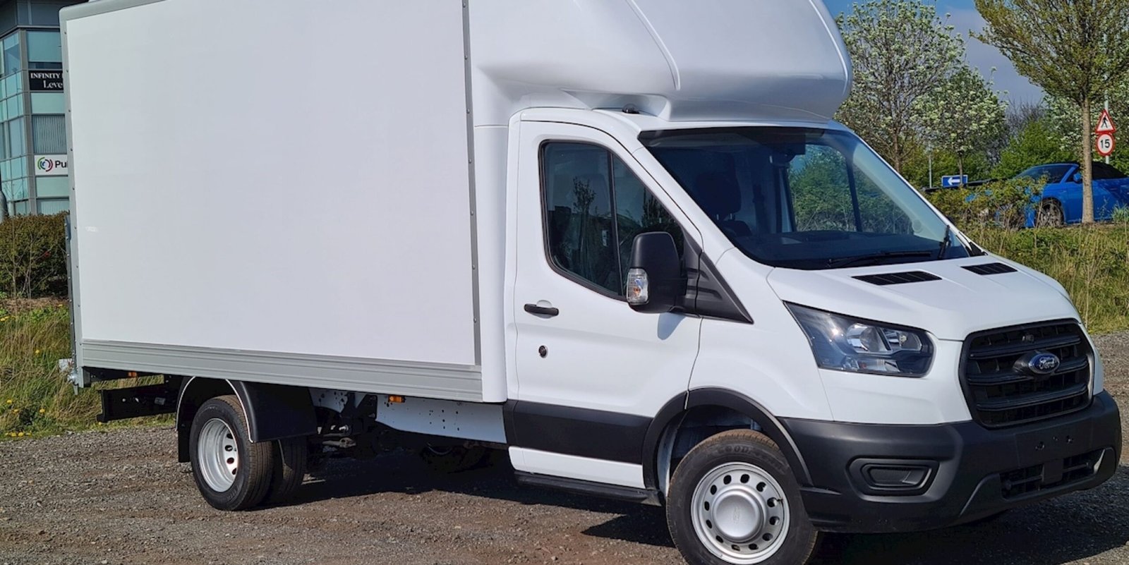 What Are the Dimensions of a 3.5 ton Luton van?